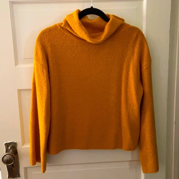 70s Vibe Sweater - Picture 1 of 3